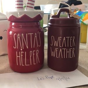 Xmas/fall/hallo reserved for Kelly Johnson Flowers